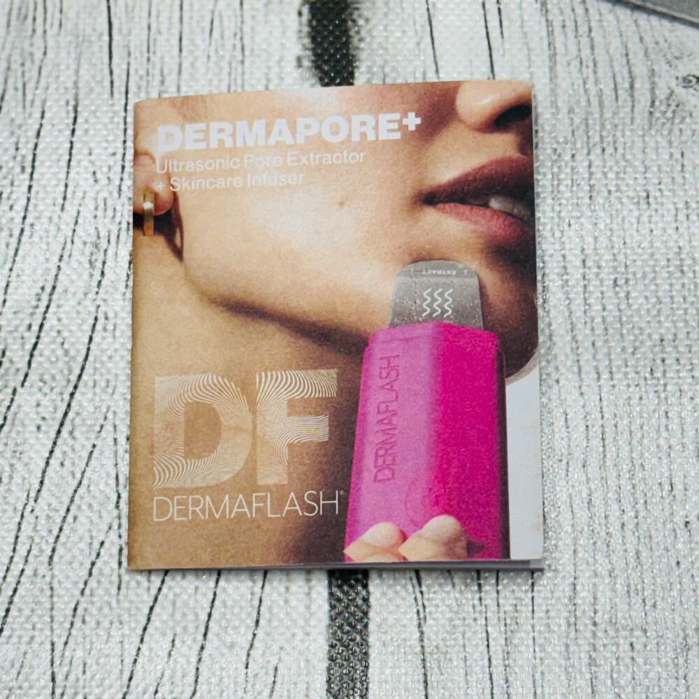 DERMAFLASH DERMAPORE+ Ultrasonic Pore Extractor & Skincare Infuser - Picture 2 of 4